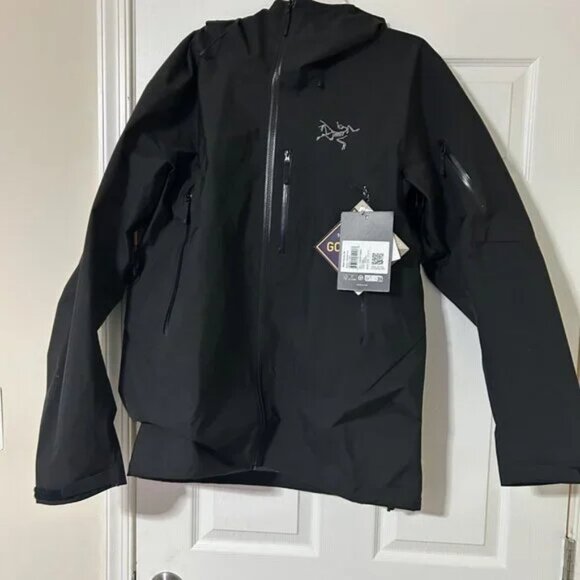 Arcteryx Beta Series Beta LT Hooded Hardshell Jacket - Picture 8 of 8